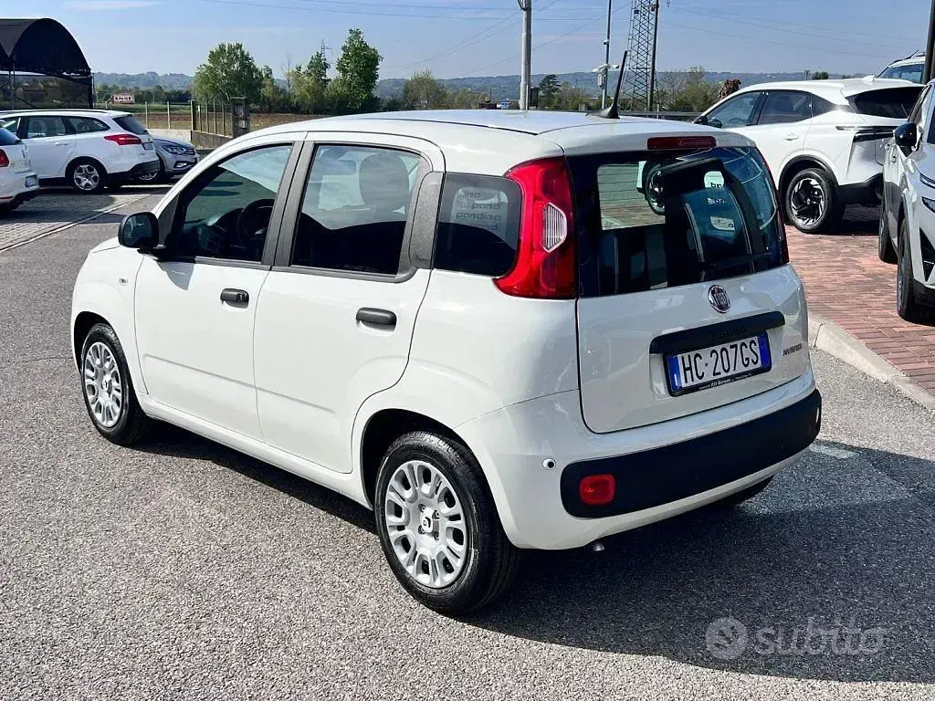 Nuova Fiat Panda Icon 70 CV (51 kW) 2026 Bianco Utilitaria