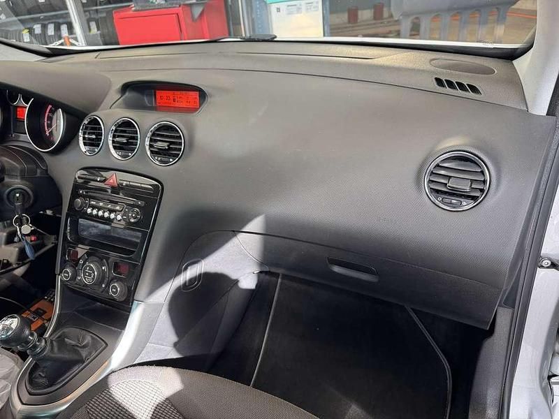 Usata Peugeot 308 SW Access 111 CV (81 kW) 2013 Station wagon