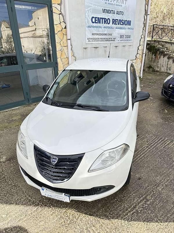 Usata Lancia Ypsilon 86 CV (63 kW) 2015 Other Utilitaria