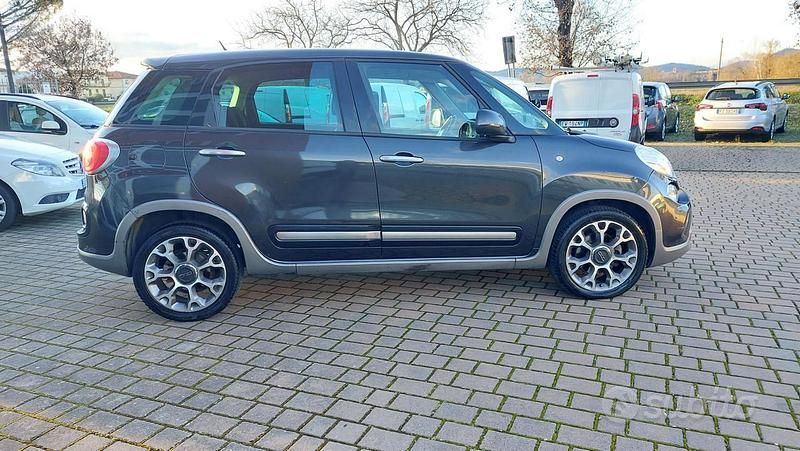 Usata Fiat 500L Trekking 85 CV (62 kW) 2014 Grigio Monovolume