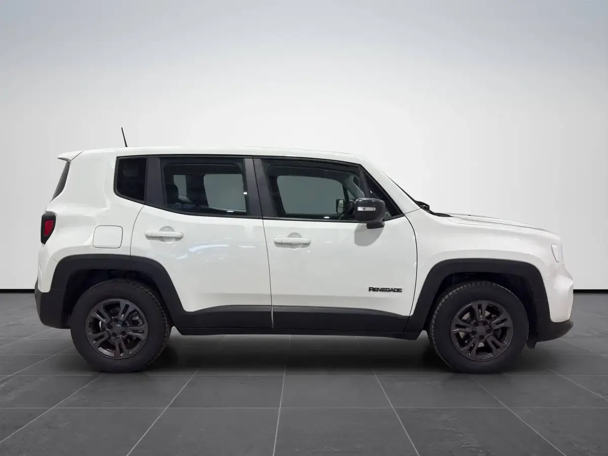 Używany Jeep Renegade Longitude 120 KM (88 kW) 2022 Biały SUV
