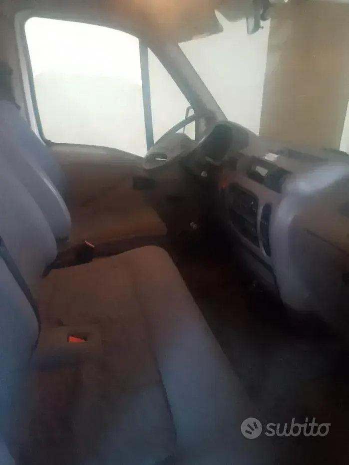 Usata Opel Movano 114 CV (83 kW) 1999 Monovolume