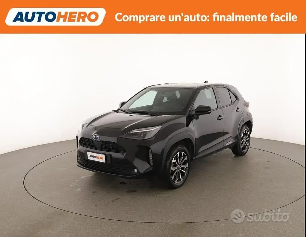 Usata Toyota Yaris Cross Trend 92 CV (67 kW) 2022 Nero SUV