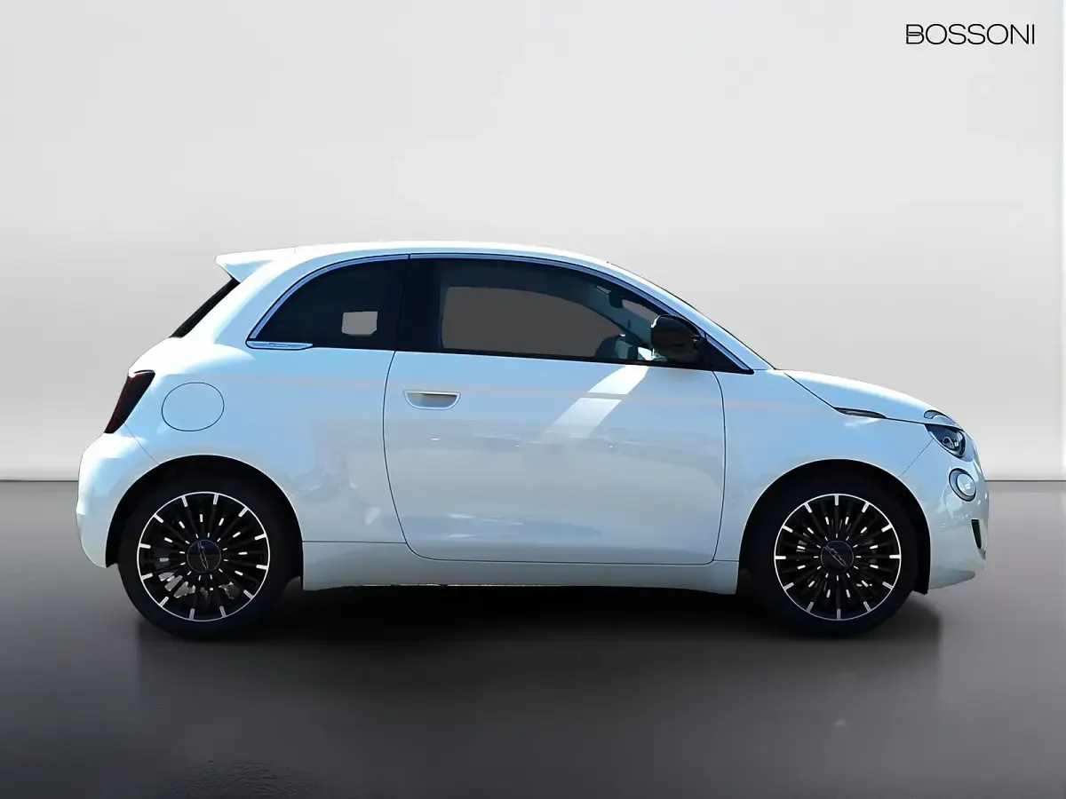 Nuova Fiat 500 Icon 65 CV (47 kW) 2026 Bianco Berlina