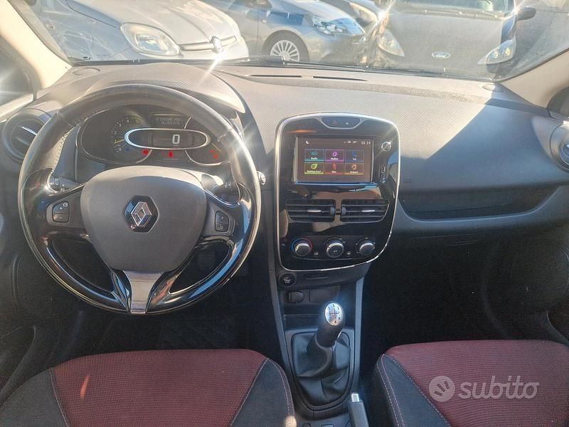 Usata Renault Clio IV 75 CV (55 kW) 2015 Grigio Berlina