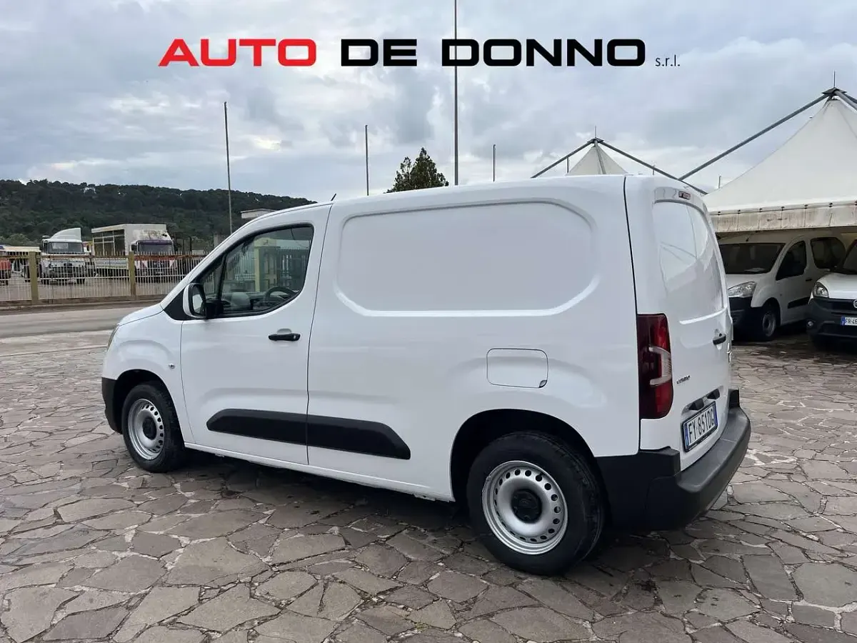 Occasion Opel Combo 99 ch (72 kW) 2019 Blanc Monospace
