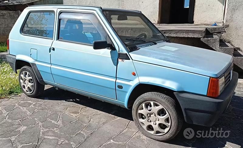 Usata Fiat Panda 54 CV (39 kW) 2001 Blu/azzurro Berlina