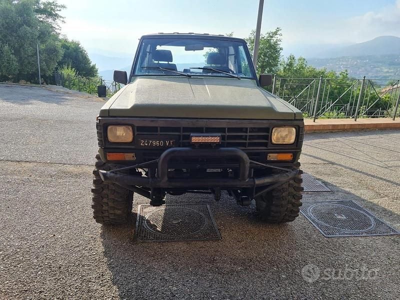 Verde Usata 1985 Nissan Patrol SUV | 8000 € - Immagine 1/4