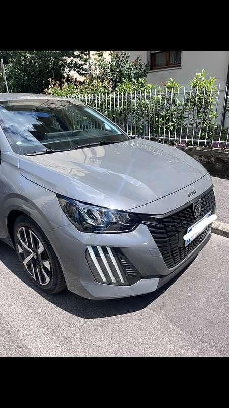 Usata Peugeot 208 Active 75 CV (55 kW) 2024 Utilitaria