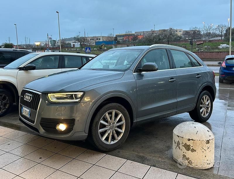 Usata Audi Q3 177 CV (130 kW) 2011 Grigio SUV
