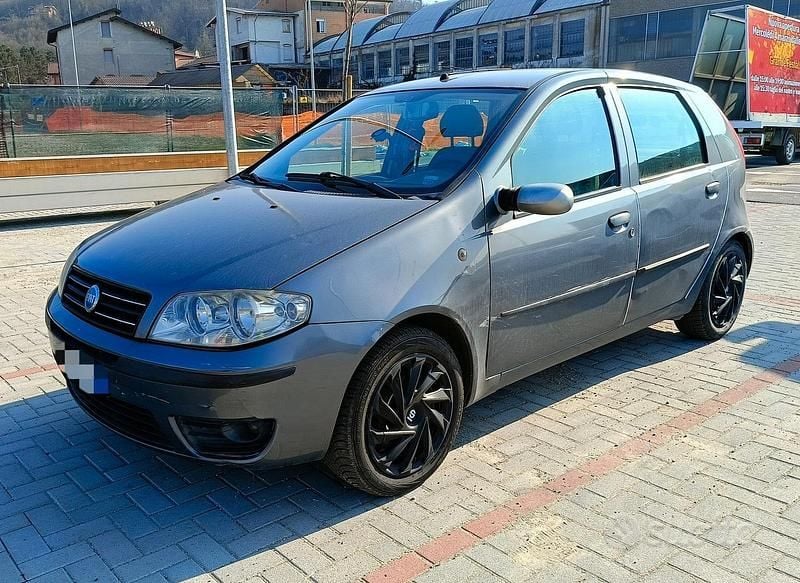 Usata Fiat Punto 2005 Grigio Utilitaria