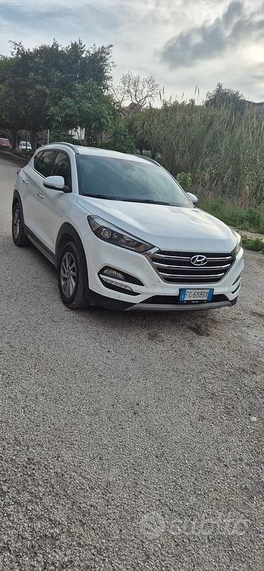 Usata Hyundai Tucson 116 CV (85 kW) 2017 Bianco SUV