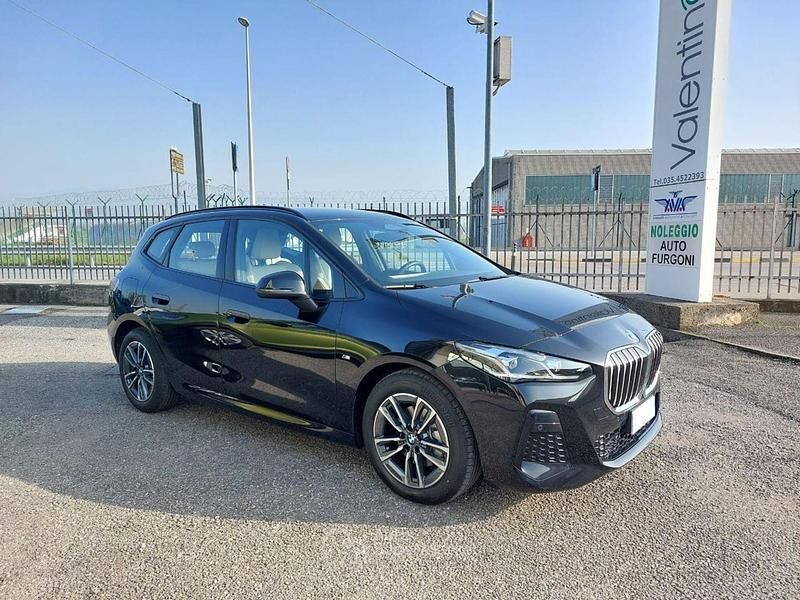 Usata BMW 218 Active Tourer M Sport 150 CV (110 kW) 2025 Nero Monovolume