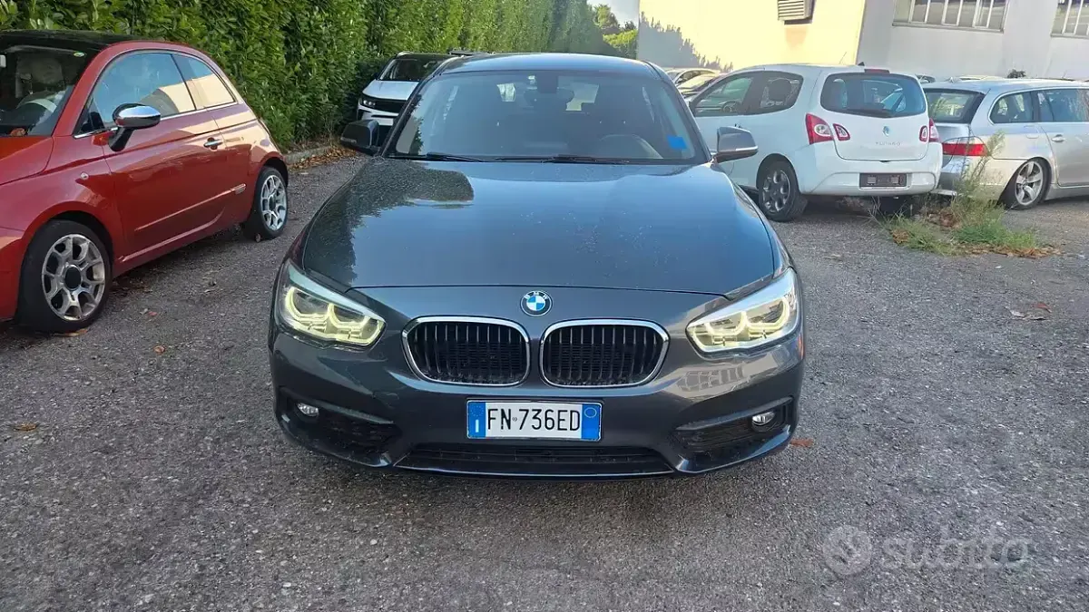 Usata BMW 118 Sport Line 136 CV (100 kW) 2018 Grigio Berlina