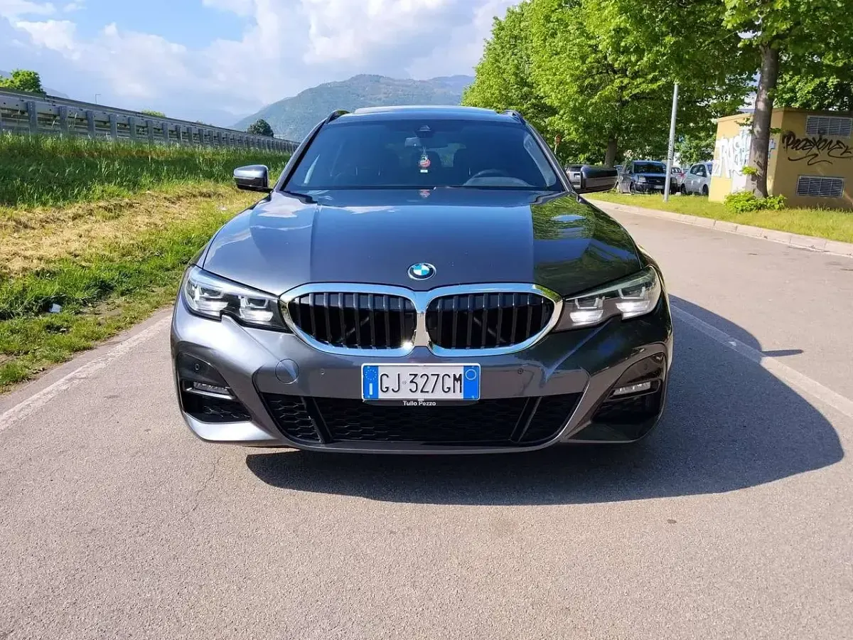 Usata BMW 320 M Sport 190 CV (139 kW) 2022 Grigio Station wagon