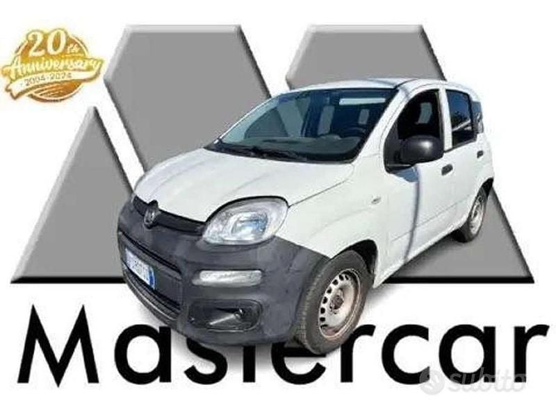 Bianco Usata 2018 Fiat Panda Furgone | 5400 € (Ottimo prezzo) - Immagine 1/4
