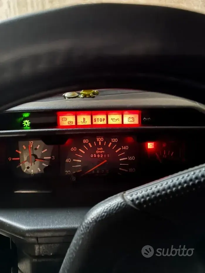 Usata Peugeot 205 60 CV (44 kW) 1994 Bianco Cabrio