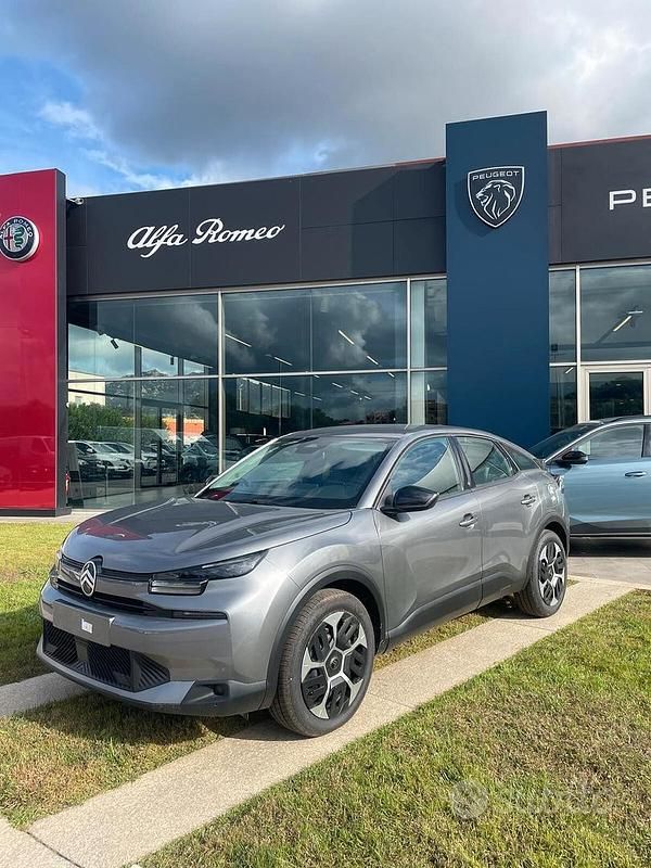 Nuova Citroën C4 2025 Grigio Berlina