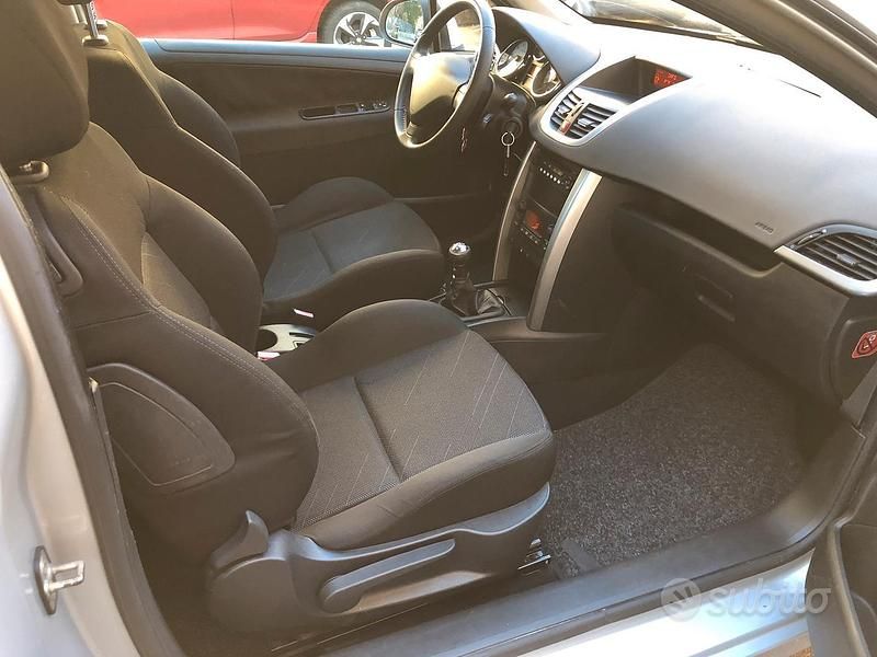 Usata Peugeot 207 2008 Utilitaria