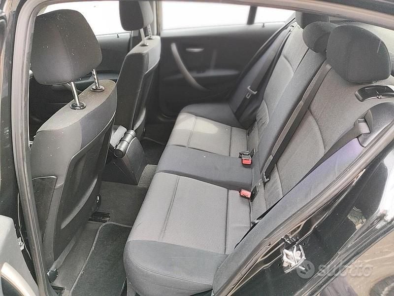 Usata BMW 116 Efficient Dynamics 116 CV (85 kW) 2005 Nero Utilitaria