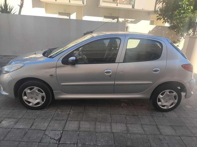 Usata Peugeot 206 69 CV (50 kW) 2010 Berlina