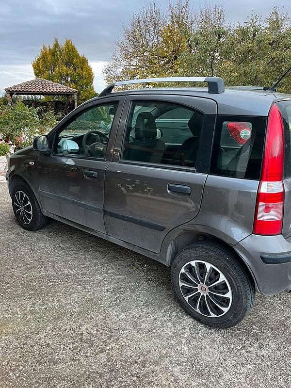 Usata Fiat Panda 2011 Grigio Utilitaria