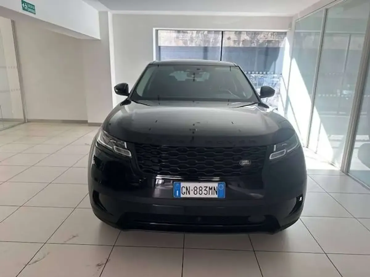 Usata Land Rover Range Rover Velar S 204 CV (150 kW) 2023 Santorini black SUV