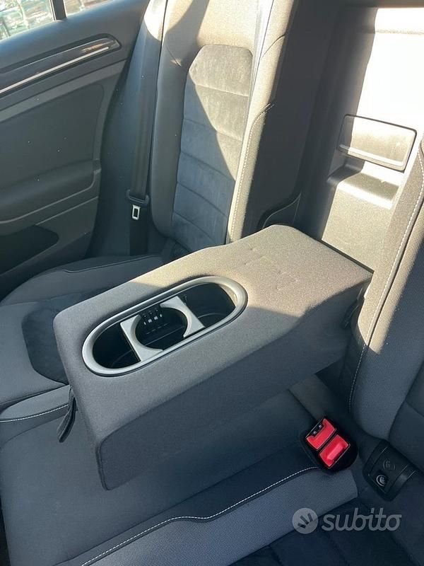 Usata VW Golf VII Highline 110 CV (80 kW) 2015 Blu Berlina