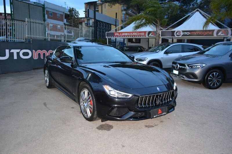 Usato 2018 Maserati Ghibli 3.0 Diesel 250 CV (45.000 €)
