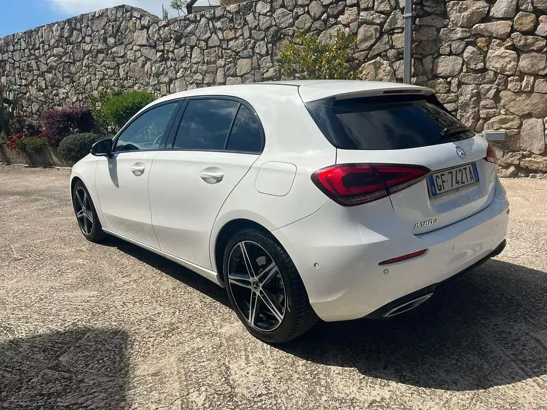 Usata Mercedes A180 Edition 116 CV (85 kW) 2021 Bianco Berlina