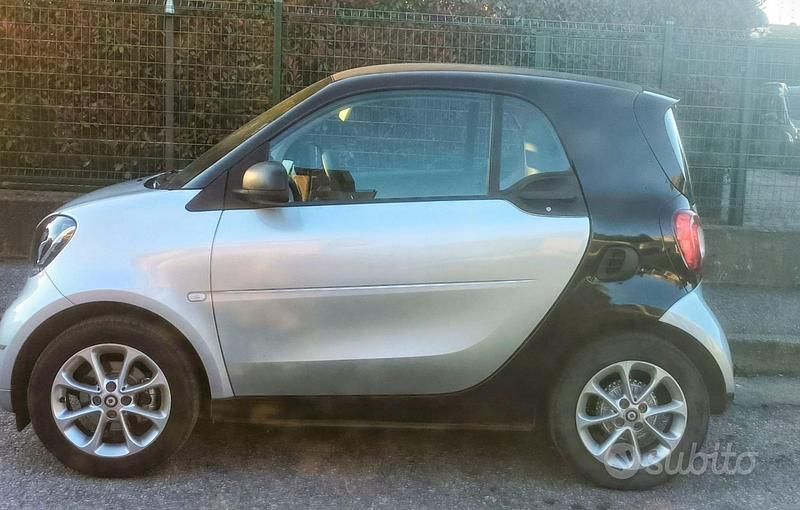 Usata Smart ForTwo Coupé 71 CV (52 kW) 2018 Coupé