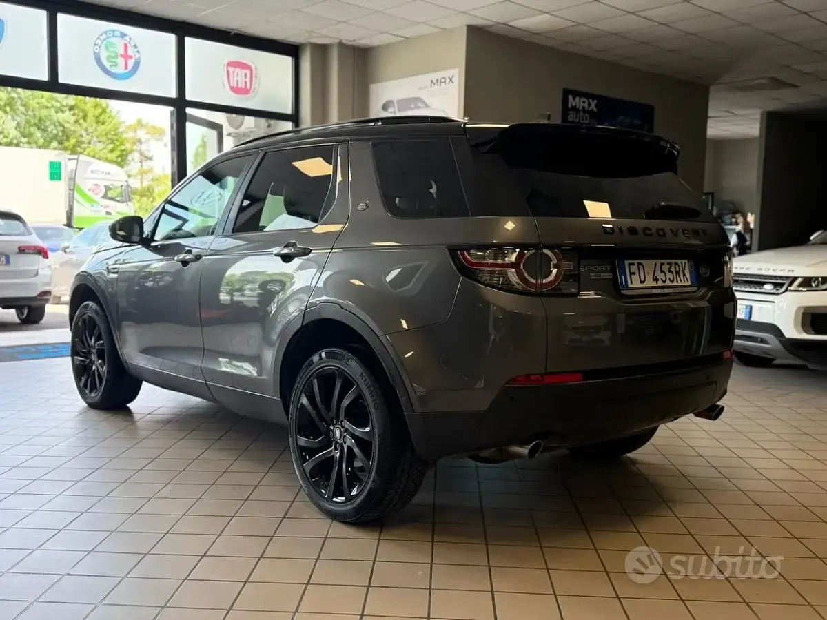 Usata Land Rover Discovery Sport HSE Luxury 150 CV (110 kW) 2016 Grigio SUV