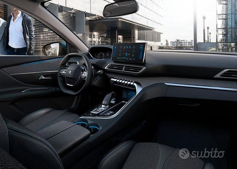 Usata Peugeot 3008 GT-line 131 CV (96 kW) 2018 Bianco SUV