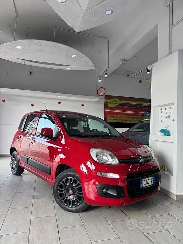 Usata Fiat Panda Lounge 80 CV (58 kW) 2016 Rosso Berlina