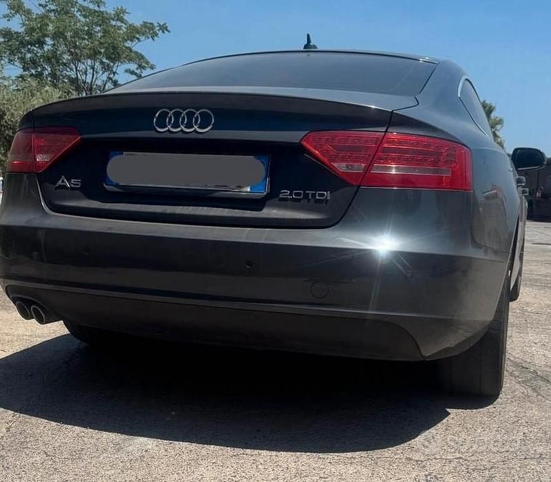 Usata Audi A5 S-Line 170 CV (125 kW) 2010 Grigio Coupé