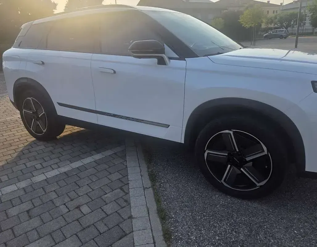 Usata Jaecoo 7 143 CV (105 kW) 2025 Bianco SUV