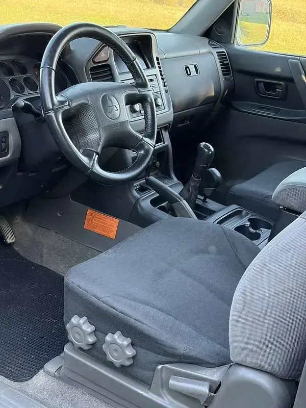 Usata Mitsubishi Pajero 160 CV (117 kW) 2002 SUV