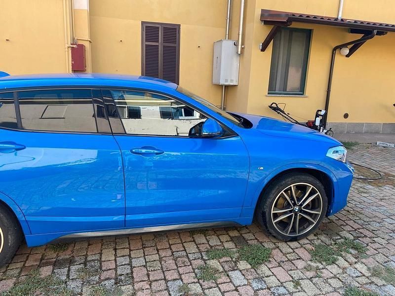 Usata BMW X2 M Sport 125 CV (91 kW) 2021 Blu/azzurro SUV