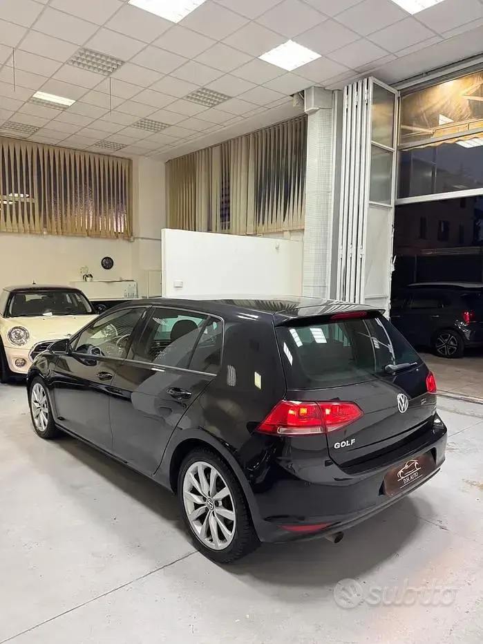 Usata VW Golf VII Highline 105 CV (77 kW) 2013 Nero Berlina