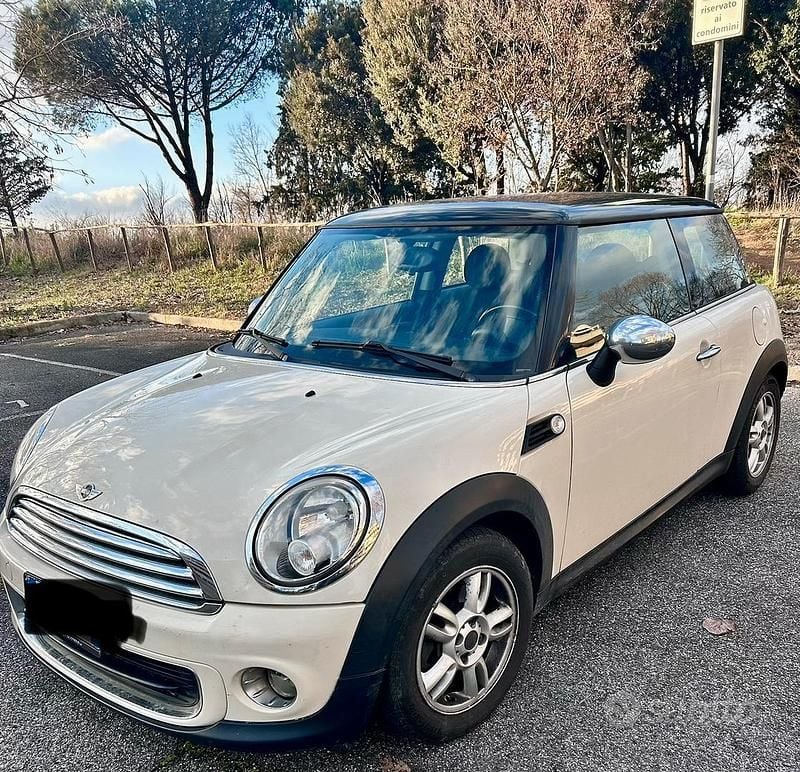 Bianco Usata 2010 Mini Cooper Utilitaria | 3799 € (Ottimo prezzo) - Immagine 1/4