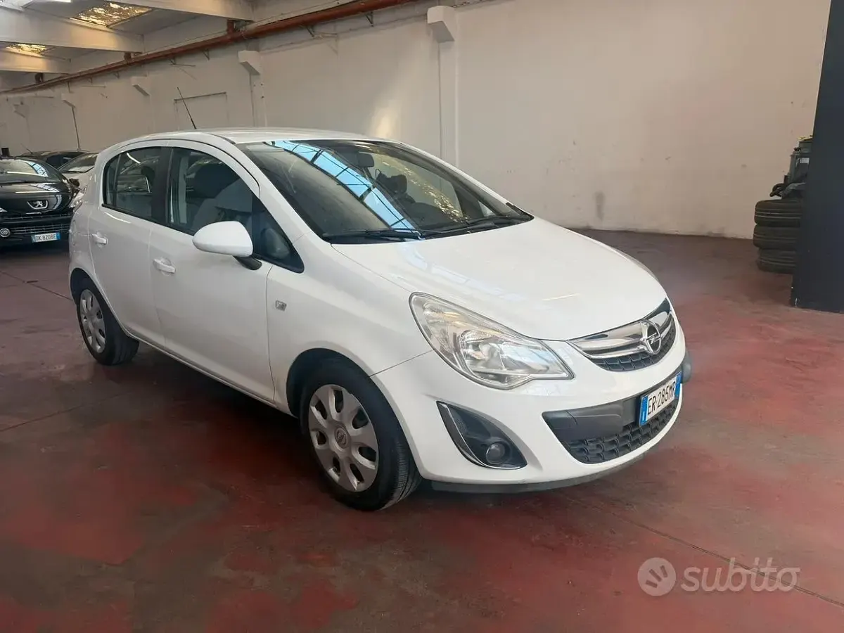 Occasion Opel Corsa Edition 86 ch (63 kW) 2013 Blanc Citadine