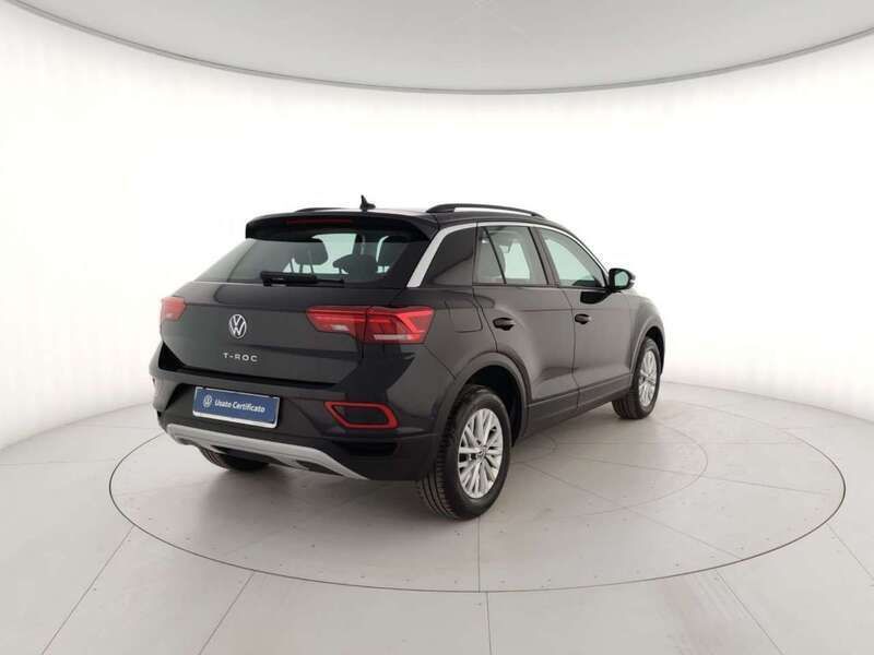 Usata VW T-Roc Life 150 CV (110 kW) 2024 Nero SUV