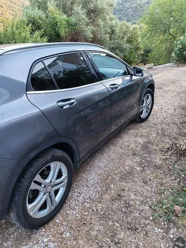 Usata Mercedes GLA200 Executive 136 CV (100 kW) 2016 SUV