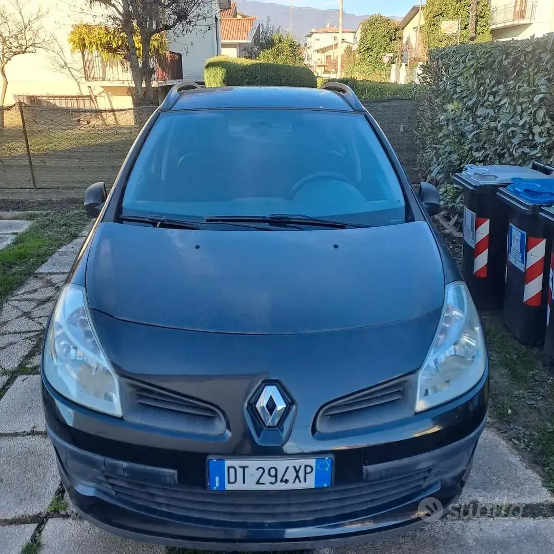 Usata Renault Clio 48 CV (35 kW) 2009 Nero Station wagon