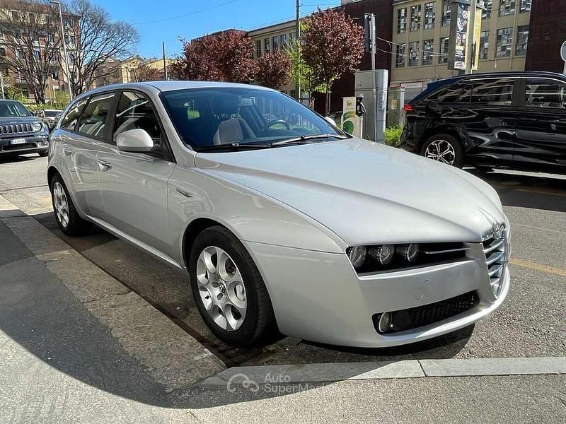 Usata Alfa Romeo 159 150 CV (110 kW) 2009 Argento Station wagon