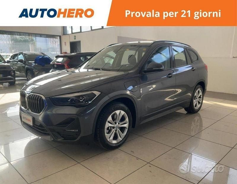 Grigio Usata 2021 BMW X1 Advantage SUV | 20.799 € (Buon prezzo) - Immagine 1/4