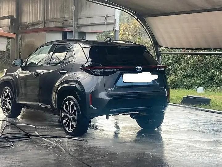 Usata Toyota Yaris Cross 2023 Grigio SUV