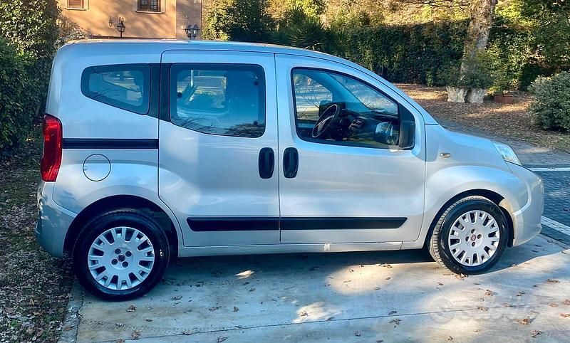 Usata Fiat Qubo Trekking 2011 Grigio Monovolume