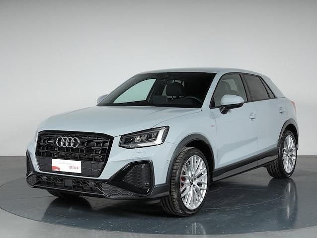 Usata Audi Q2 S-Line 190 CV (139 kW) 2025 Grigio freccia perla SUV