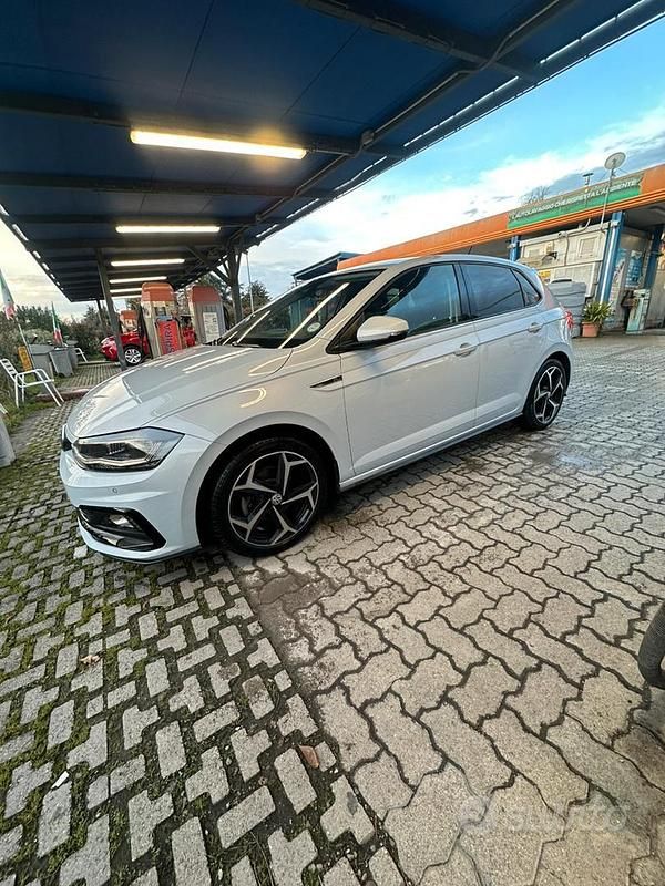 Usata VW Polo R-line 95 CV (69 kW) 2018 Bianco Utilitaria